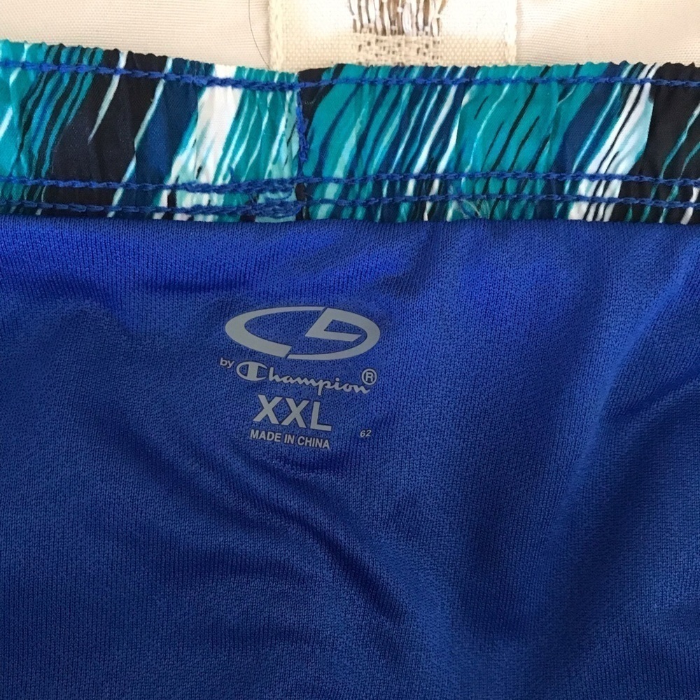 Running Shorts - Picture 3 of 4